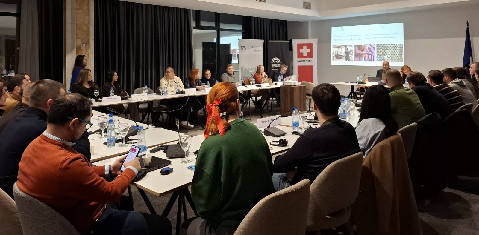 Академија за јавни политики, четврта генерација: Модул II – Меѓусебна поврзаност: Политичките партии во заедницата