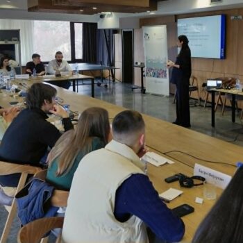 049c7400-a3f3-424b-bf14-402fdd62ca2f