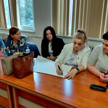 19a2c118-4bb1-4854-bc3a-3fc485be5c86