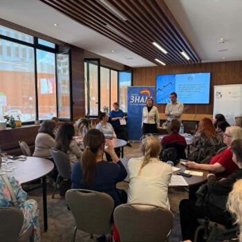 8f652eb2-a172-4df5-920a-a75c180dffa6